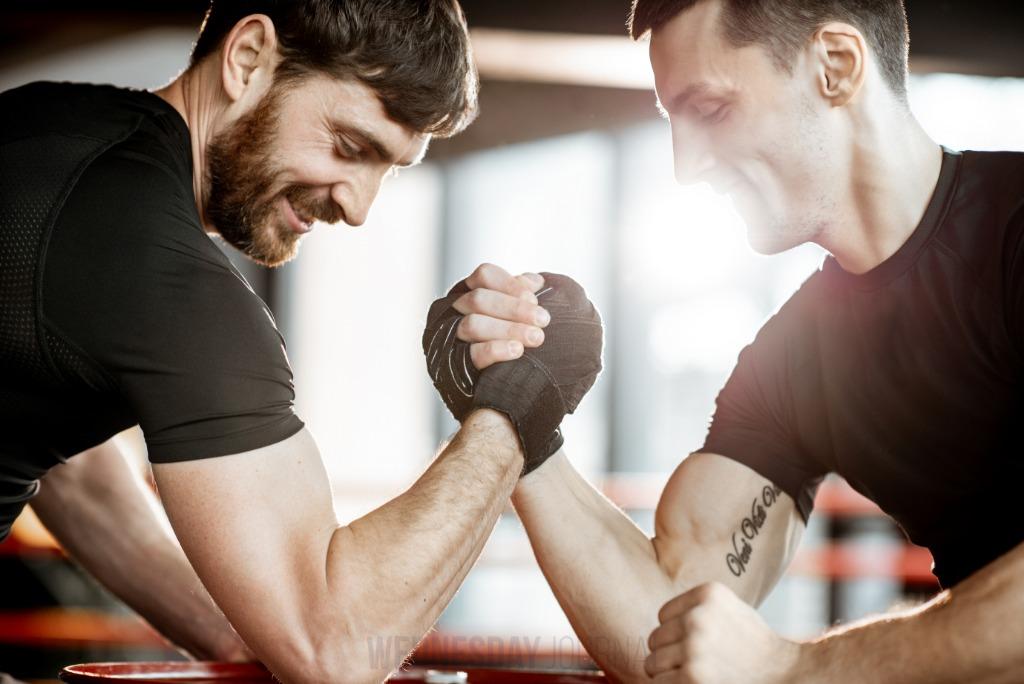 men-having-arm-wrestling-in-the-gym-2021-09-02-04-29-29-utc.jpg