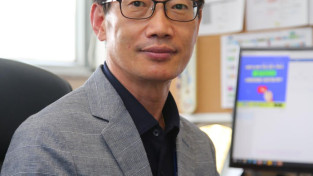 신원식-교장.jpg