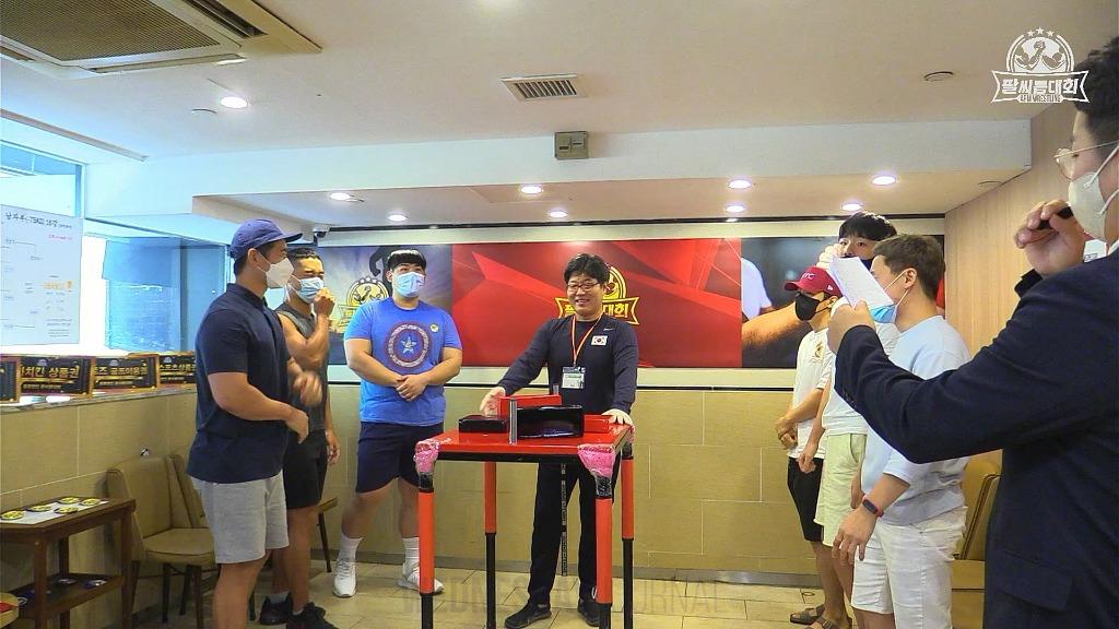 2022-07-23 유튜브 라이브 원본.mkv_20220725_182625.199.jpg