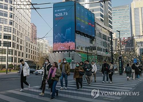 작년 홍콩증시 상장규모 22년 만에 최저.jpg