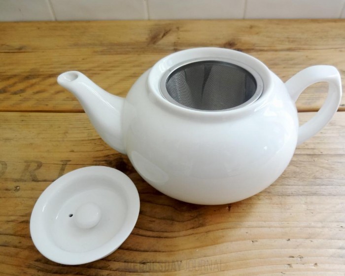 white+teapot.jpg