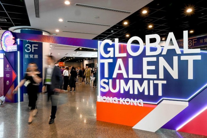 홍콩, 해외 인재 채용 비율 25%에 불과.jpg