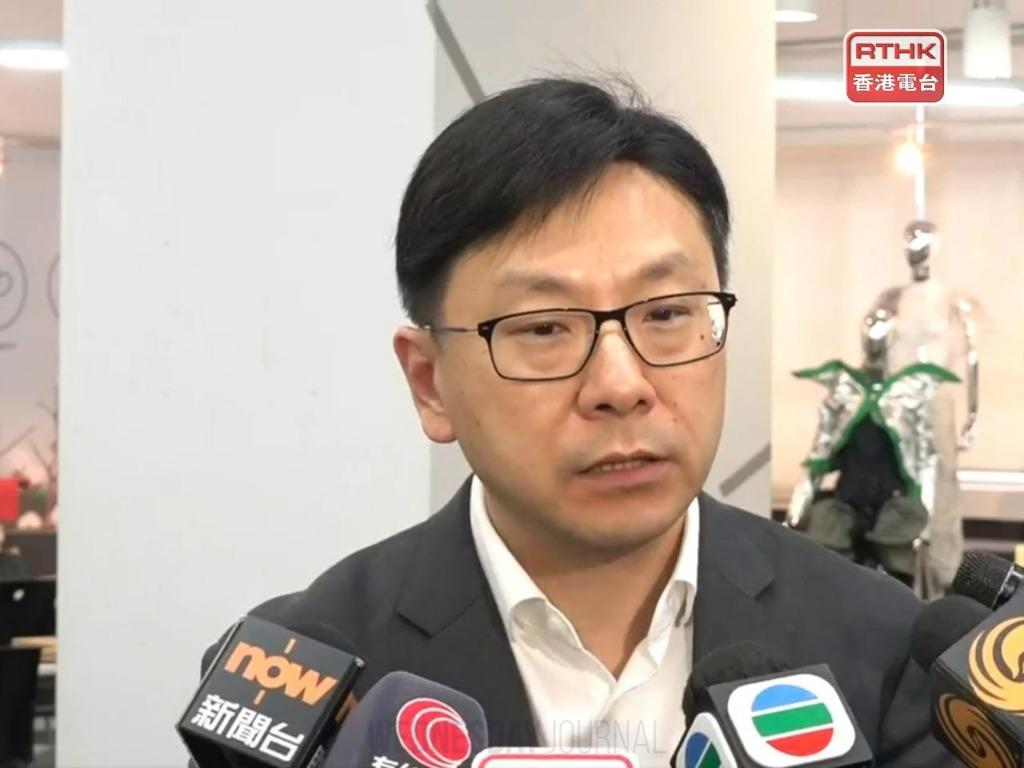 홍콩 정부 지역 노동자 우선 채용 보장.jpg