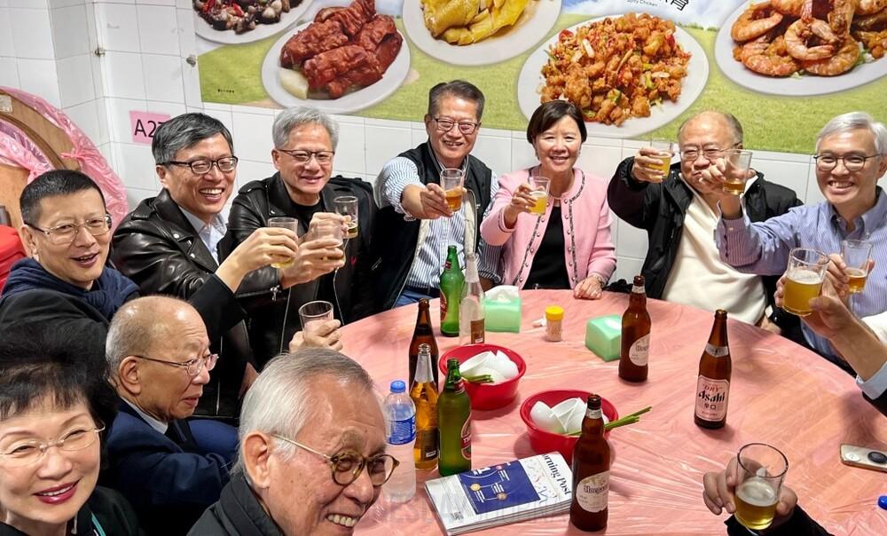 젠슨 황.jpg