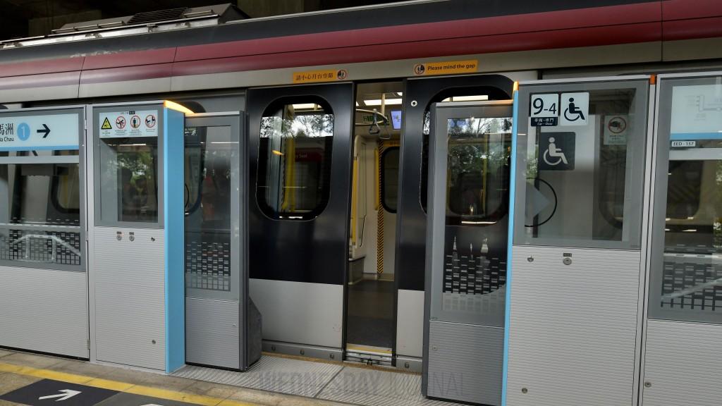 mtr 자동문 설치.jpg