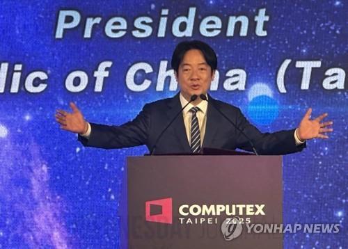 FT 트럼프, 대만 총통 뉴욕 경유 불허…美中 정상회담 의식.jpg