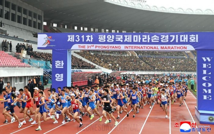 벌써 내년 평양마라톤 참가 모집…여행사 얼리버드 50% 할인.jpg
