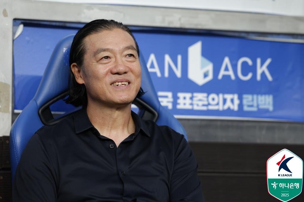 '울산 고별전' 김판곤 감독 후회•아쉬움 전혀 없다…시원섭섭.jpg