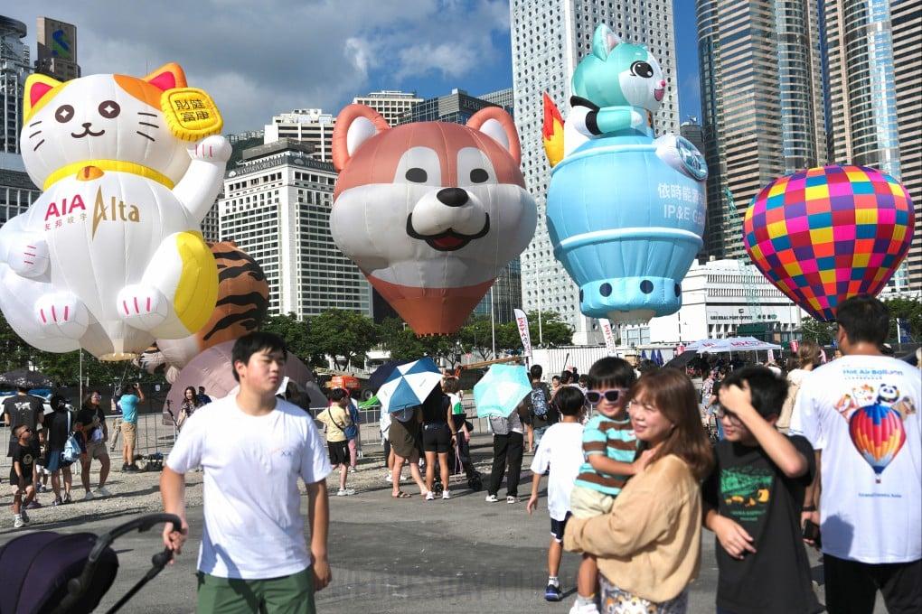 홍콩 첫 열기구 축제, 혼란 속에 종료 및 환불 사태 발생.jpg