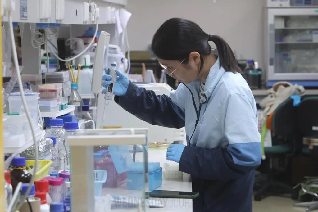 中 첨단기술 실적 압박에 과학자들 잇따른 '안타까운 선택'.jpg