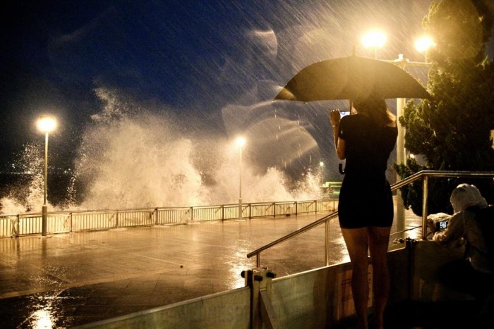 차이완 파도.jpg