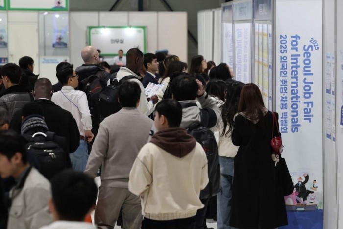 中, 내년 대졸자 1천270만명 