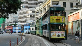 hong-kong-tram-pixabay.jpg