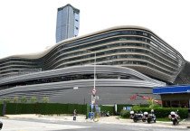 [홍콩교통] 신황강항에 대중교통 대거 투입… 공용 주차장은 '제로'