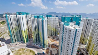 홍콩 공공임대주택 대기시간 5.5년 유지