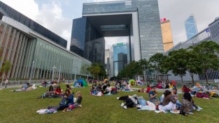 사채업자들, 外 가정부 아파트 출입증으로 고용주까지 괴롭혀