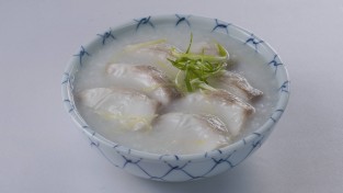 [이승권 원장의 생활칼럼] 광동 요리 어벤져스의 일원 - 홍콩은 죽도 맛있다!