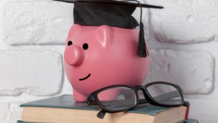 [이강렬 박사의 교육칼럼] 부자들이여, 이 장학금을 넘보지 마라