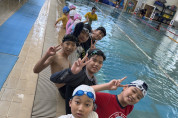 홍콩한국국제학교, Swimming Gala로 안전교육부터 메달 수여까지