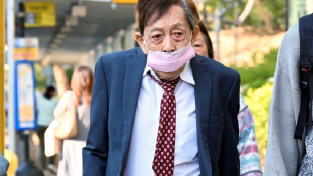 [홍콩뉴스] "감옥 가기 싫다" 빌고선…'보톡스 사망' 무죄 석방 홍콩 의사, 21억 먹튀 소송