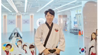 한인 교육 현장을 가다 (3) - 관원 10명당 아동 1명 후원 - NRG 태권도 노래 대표 [이승권 원장의 생활칼럼]