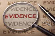 [김정용 변호사의 법률칼럼] Hearsay Evidence (전문(傳聞) 증거)