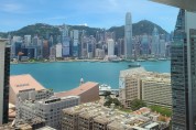 홍콩, 기준금리 0.25%p 인상해 5.75%…16년만에 최고
