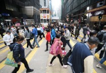 홍콩 노동자 60%, '승진보다 지금 자리 만족해'