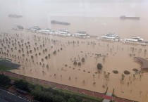 中남부 폭우로 4명 사망·10명 실종…큰홍수 가능성에 당국 긴장