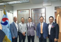 홍콩한인회 '명예의 전당' 현판식 열어...고액 기부자 13명 헌액