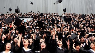 中대학, 美로 떠난 자국유학생 유치 박차…박사과정 '문턱' 낮춰