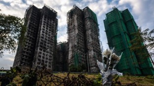 홍콩 '아파트 보수공사' 비리혐의 21명 체포…"일부 조폭과 연계"