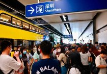[홍콩교통] 1,000명 공무원 대거 투입된 홍콩 신황강항 '스트레스 테스트'