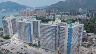 [홍콩주택] 홍콩 간이 공공임대주택, 입주민들 맞이에 분주