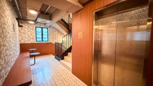 [홍콩대학] "10만 명 몰려드는데 방이 없다"… 홍콩 대학가 기숙사 기근에 호텔 개조