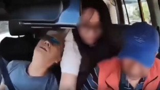 [홍콩뉴스] "운전사 의식 잃자 난리 난 택시"… 달리는 차 안에서 일어난 절체절명의 순간