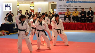 "격파에서 BTS 다이너마이트?" 제11회 조영득 태권도장배’ 성황리 개최 World Champions YD Taekwondo Seminar In Hong Kong
