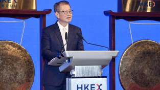 [홍콩경제] ‘역대급’ 재정 성장에도 신중론… 홍콩 GDP 전망 상향 속 “지정학적 리스크 경계”