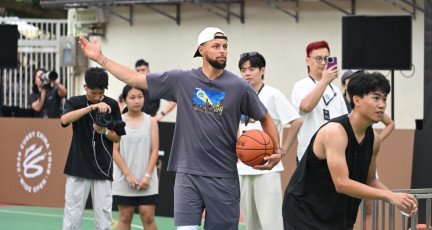 [홍콩교육] NBA 슈퍼스타 스티븐 커리가 학생들에게 건넨 뜻밖의 이야기…
