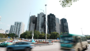 [홍콩뉴스] "현금 보상이냐 새 집이냐" 홍콩 정부, 왕푹 코트 전 세대 매입 본격 착수