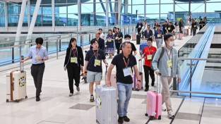 [홍콩뉴스] 홍콩공항, 4월 여객 567만 명 돌파…환승객이 견인