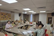 코윈 홍콩지부, 한인 장자여성 연말선물 전달