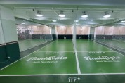 올해 개장한 가장 큰 테니스 실내 연습장 테니스토피아