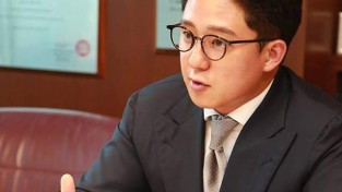 제16회 세계한인의날 유공 정부포상자 박완기 변호사 국무총리상 수상