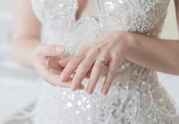 [홍콩뉴스] "금 대신 다이아몬드라니"... 예비신부, 부모님의 실속 없…