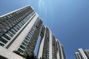 [홍콩뉴스] 두 살배기 추락사… ‘창살 없는 창’ 방치한 부모 아동 방임 혐의 체포