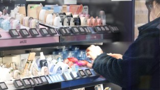 정상회담으로 한중관계 '훈풍'…K뷰티 기대감 확산