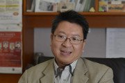 [홍콩뉴스] "좋은 학점 받고 부자 남편 잡으면 돼?" 홍콩 유명 교수, 언사 논란에 결국 사과