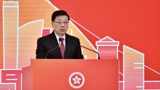 존 리, 15차 5개년 계획으로 홍콩의 밝은 미래를 약속하다