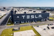 "테슬라, 美 생산 전기차에 중국산 부품 전면 배제 추진"